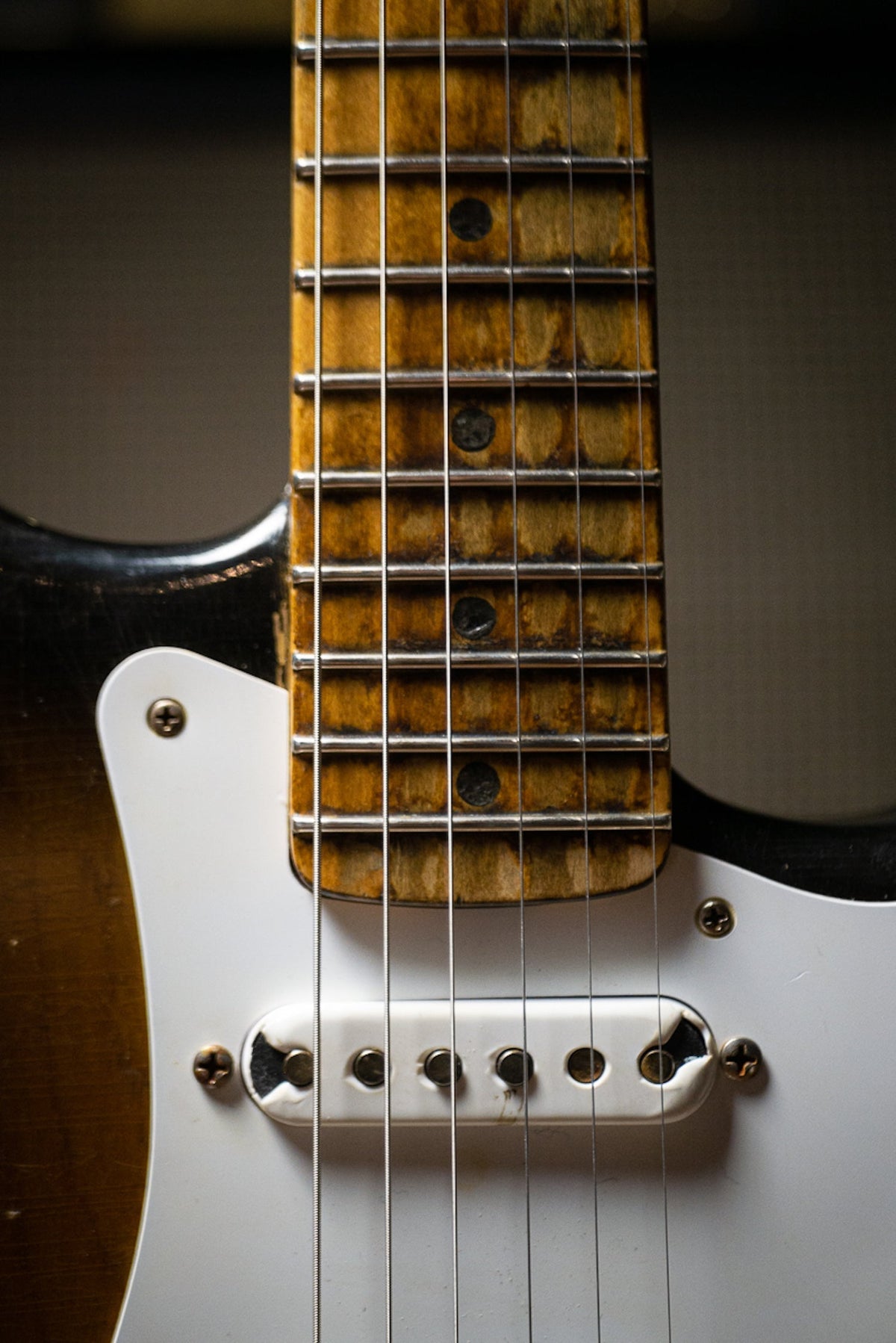 Walt Grace Customs S-Type 1954 Heavy Aged Electric Guitar - 2-Tone Sunburst
