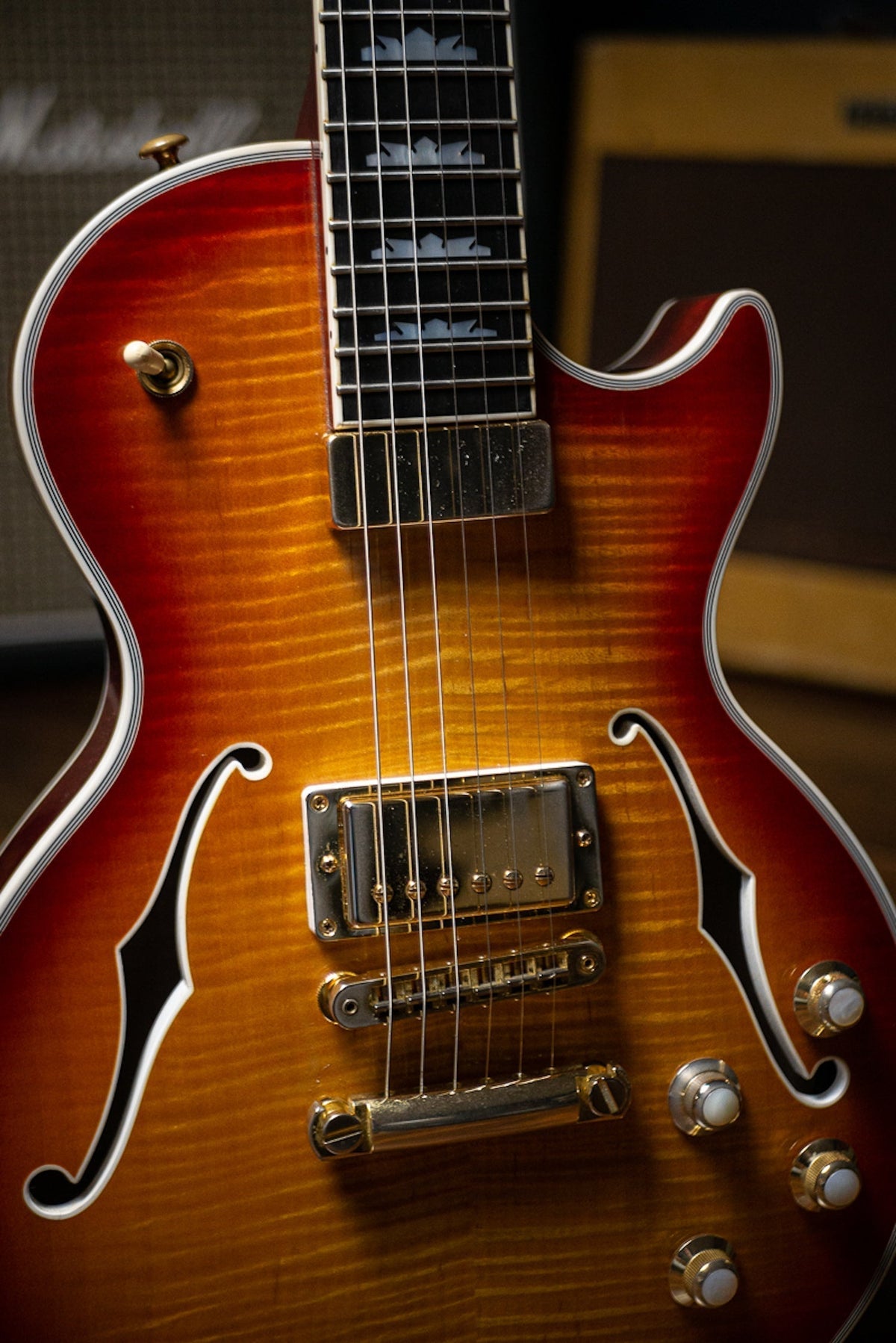 2015 Gibson Les Paul Supreme Electric Guitar - Heritage Cherry Sunburst