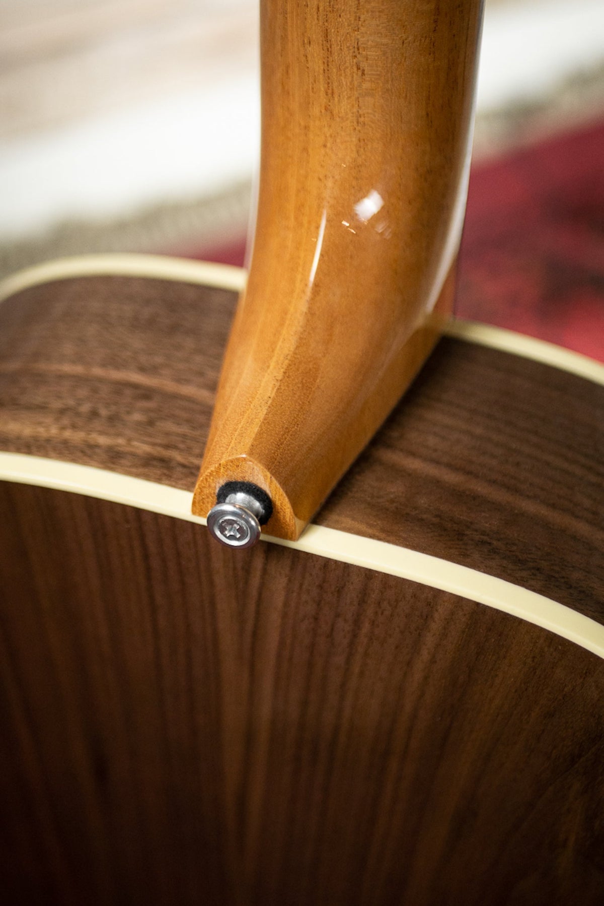 Gibson L-00 Studio Walnut Acoustic-Electric Guitar - Antique Natural
