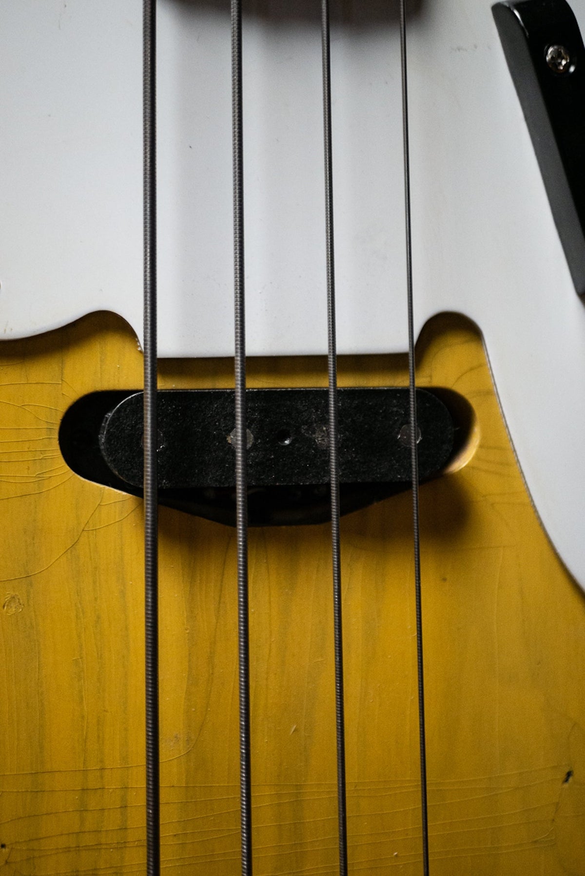 1968 Fender Telecaster Bass (1968 Neck, MJT Body, Seymour Duncan Pickups) - Sunburst