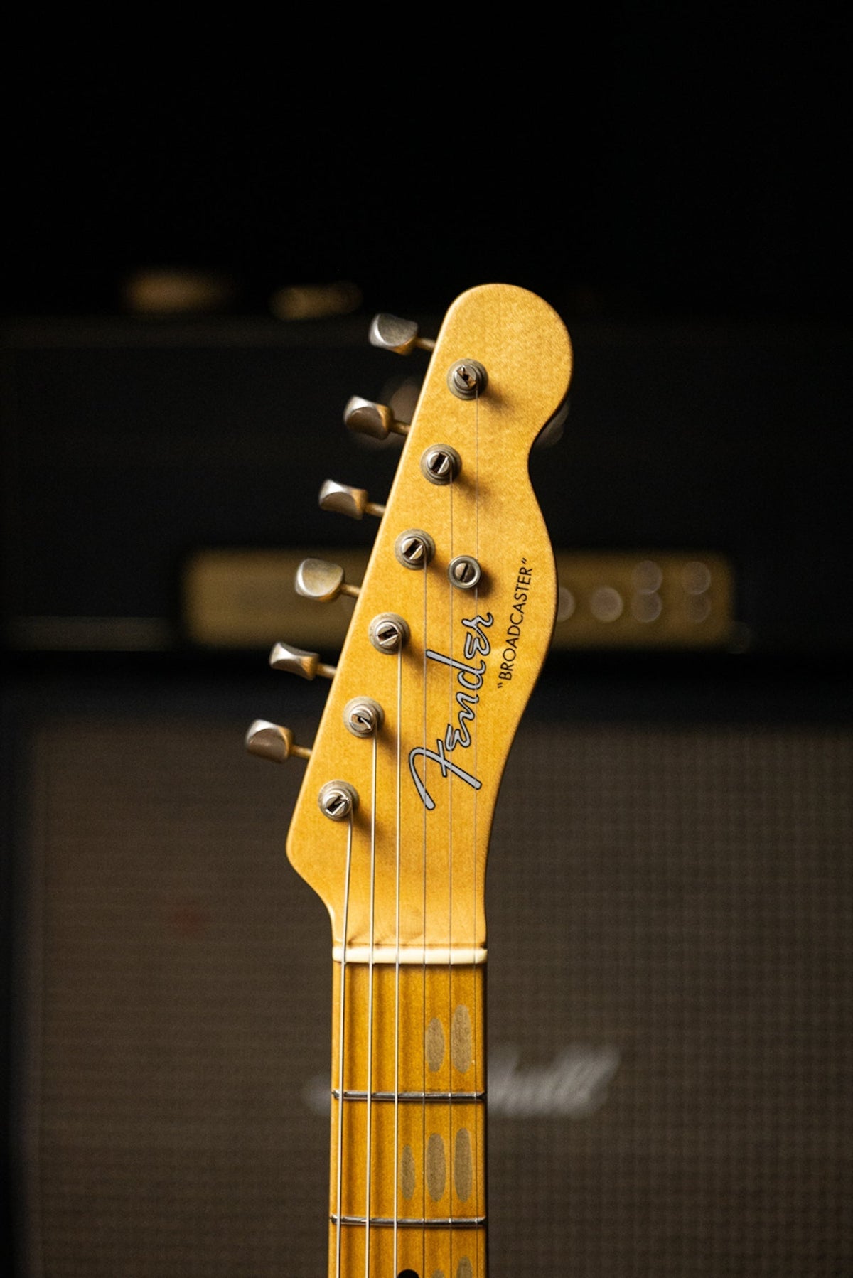 Fender Custom Shop LTD 70th Anniversary Broadcaster Electric Guitar - Journeyman Relic Nocaster Blonde