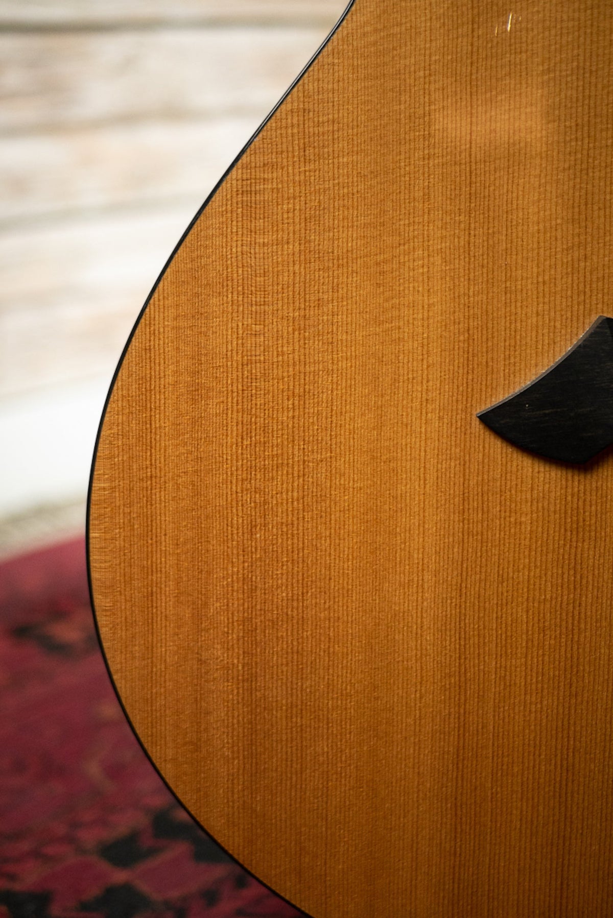 2002 Breedlove SJ20 Standard Walnut Acoustic Guitar - Natural