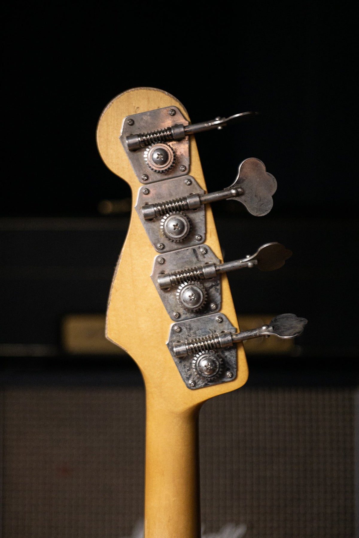 Fender 60th Anniversary Road Worn Jazz Bass - Olympic White