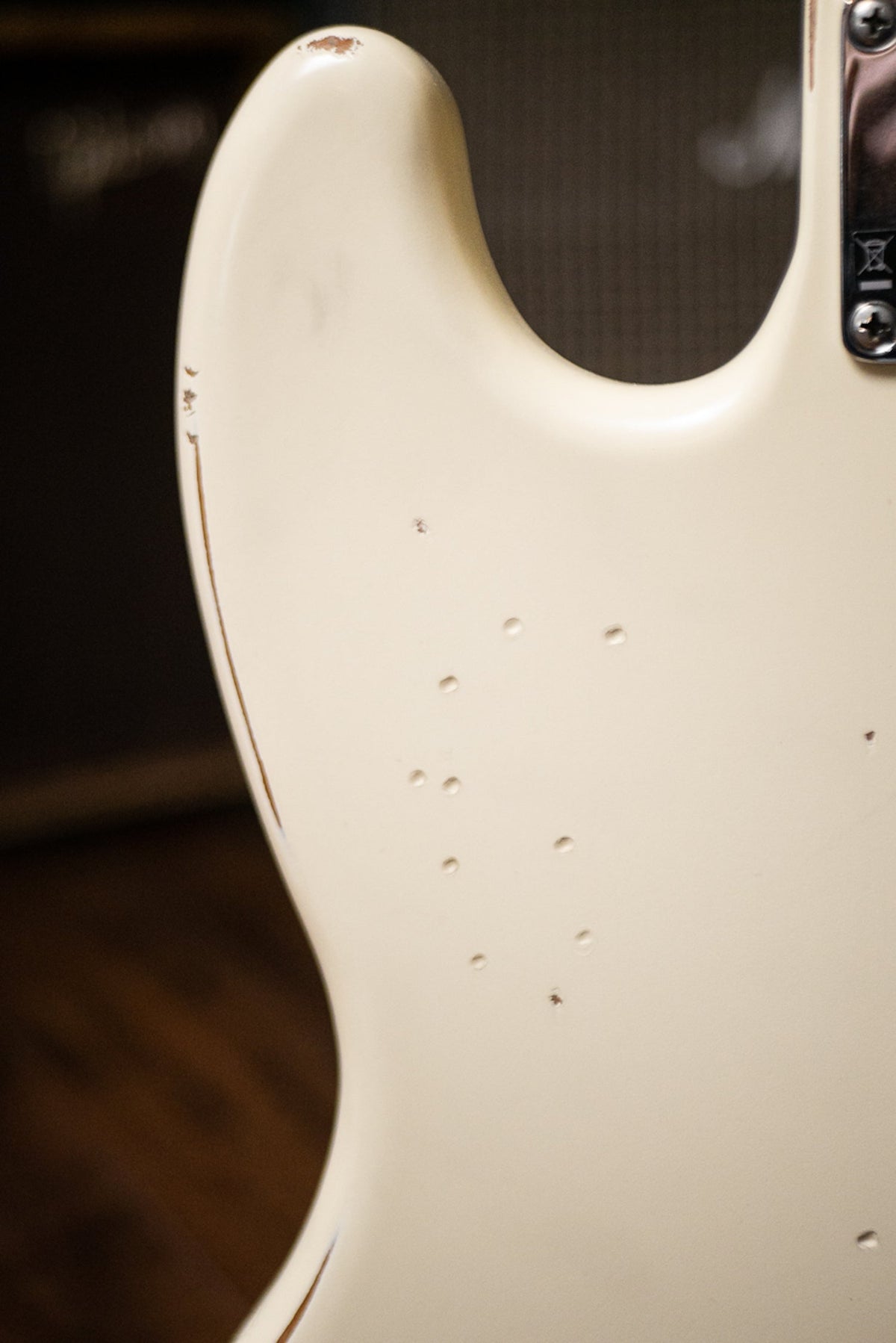 Fender 60th Anniversary Road Worn Jazz Bass - Olympic White