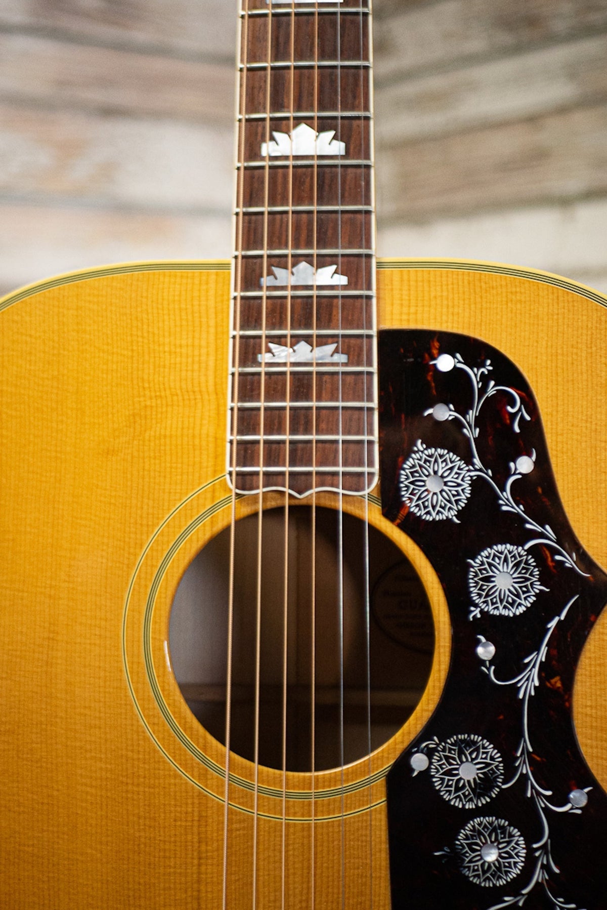 1990 Gibson J-200 Acoustic Guitar - Natural