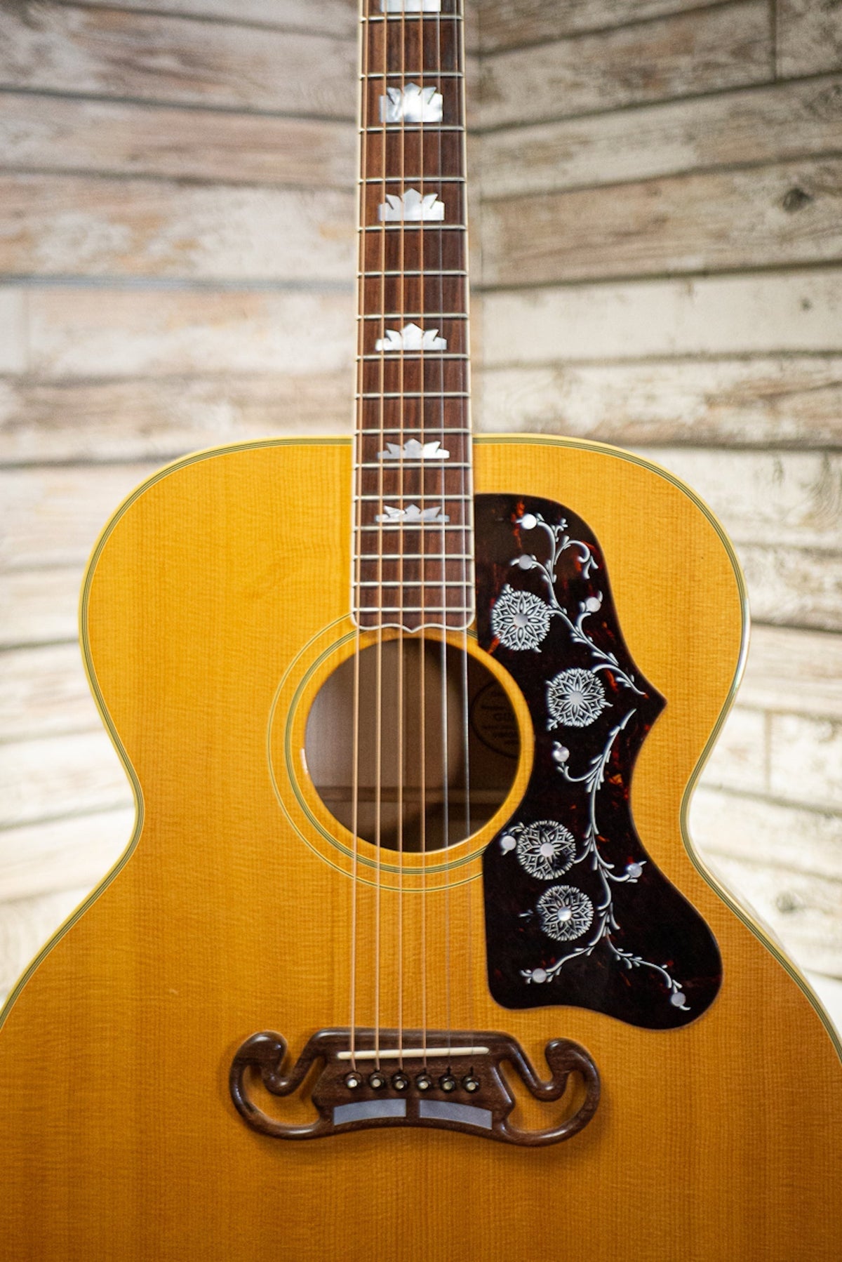 1990 Gibson J-200 Acoustic Guitar - Natural