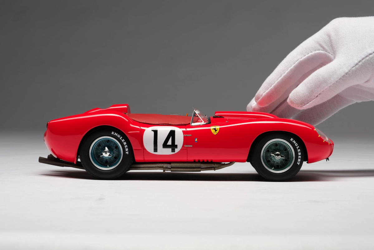 Amalgam Collection - Ferrari 250 TR 1:18 Scale (IN BUILD)