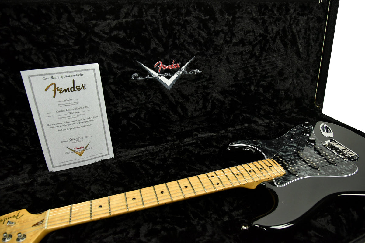 Used Fender Custom Shop Custom Classic Stratocaster in Black CZ508954
