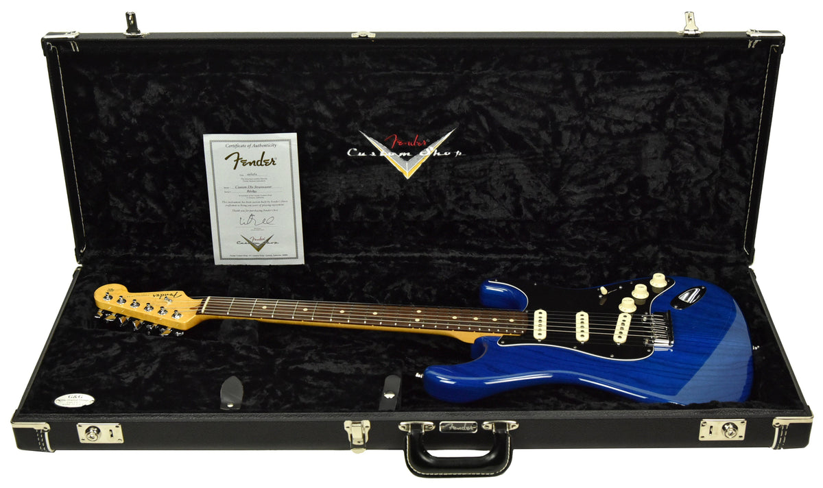 Used Fender Custom Shop Custom Deluxe Stratocaster in Sapphire Blue Trans R61895