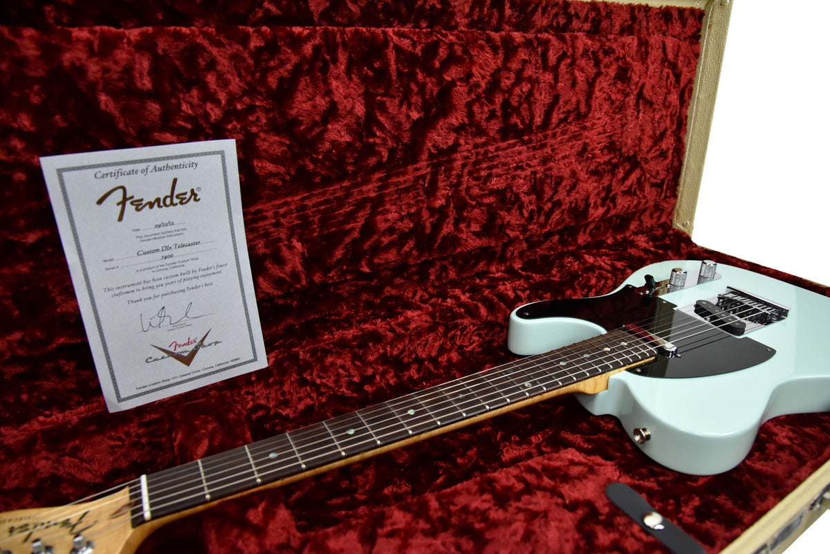 Used Fender Custom Shop Custom Deluxe Telecaster in Sonic Blue 7400