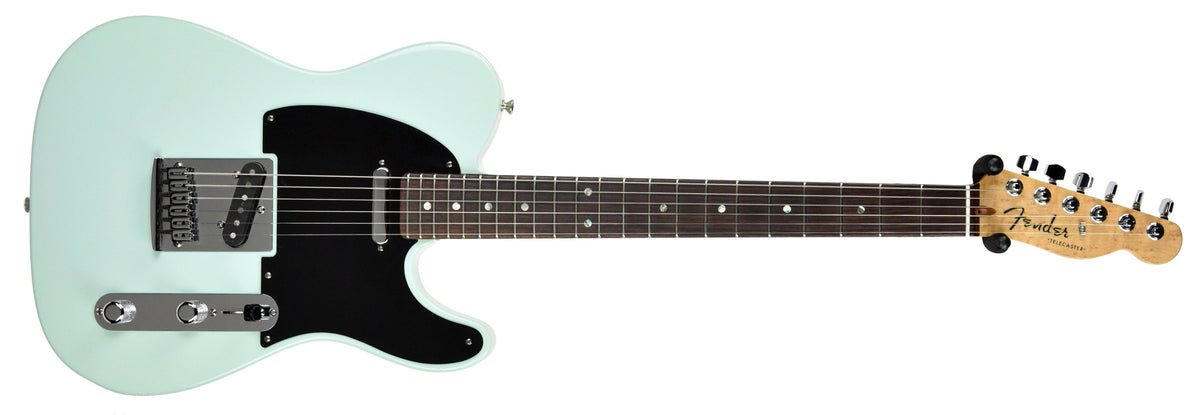 Used Fender Custom Shop Custom Deluxe Telecaster in Sonic Blue 7400