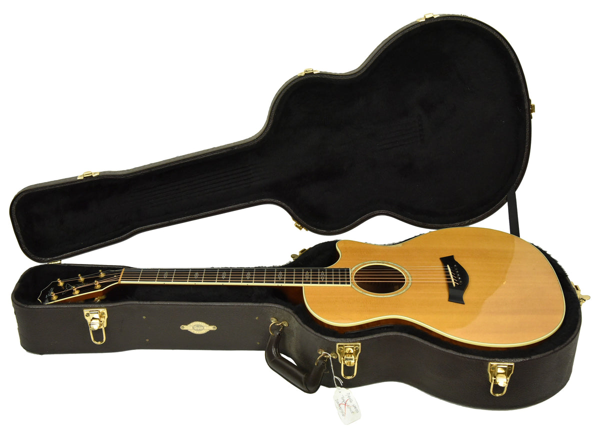 Used 2002 Taylor W-14-CE Acoustic Guitar in Natural 20020813156