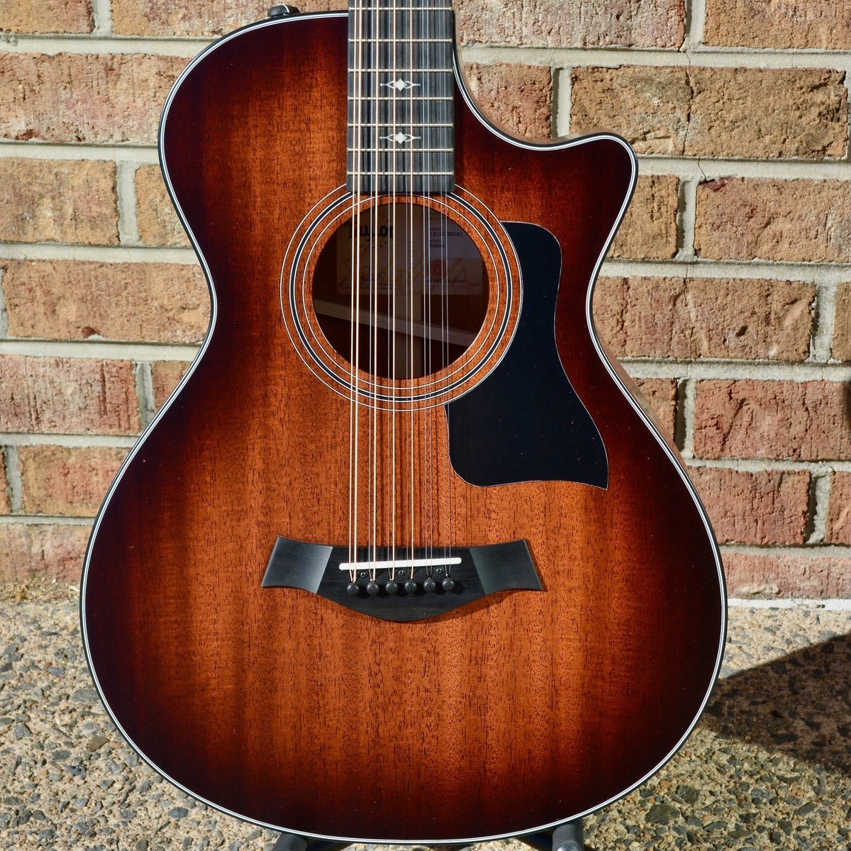 Taylor 362ce