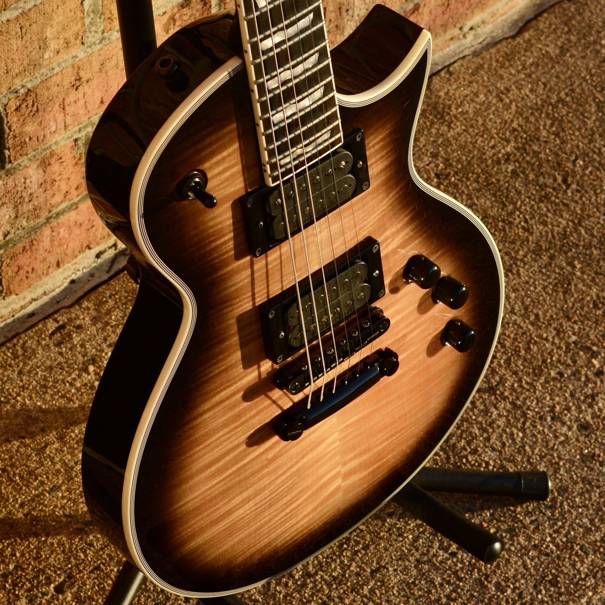 ESP LTD USED EC-1000T Black Natural Burst w/ Hardcase