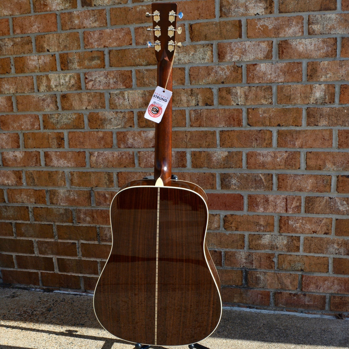 Martin Lefty D-28