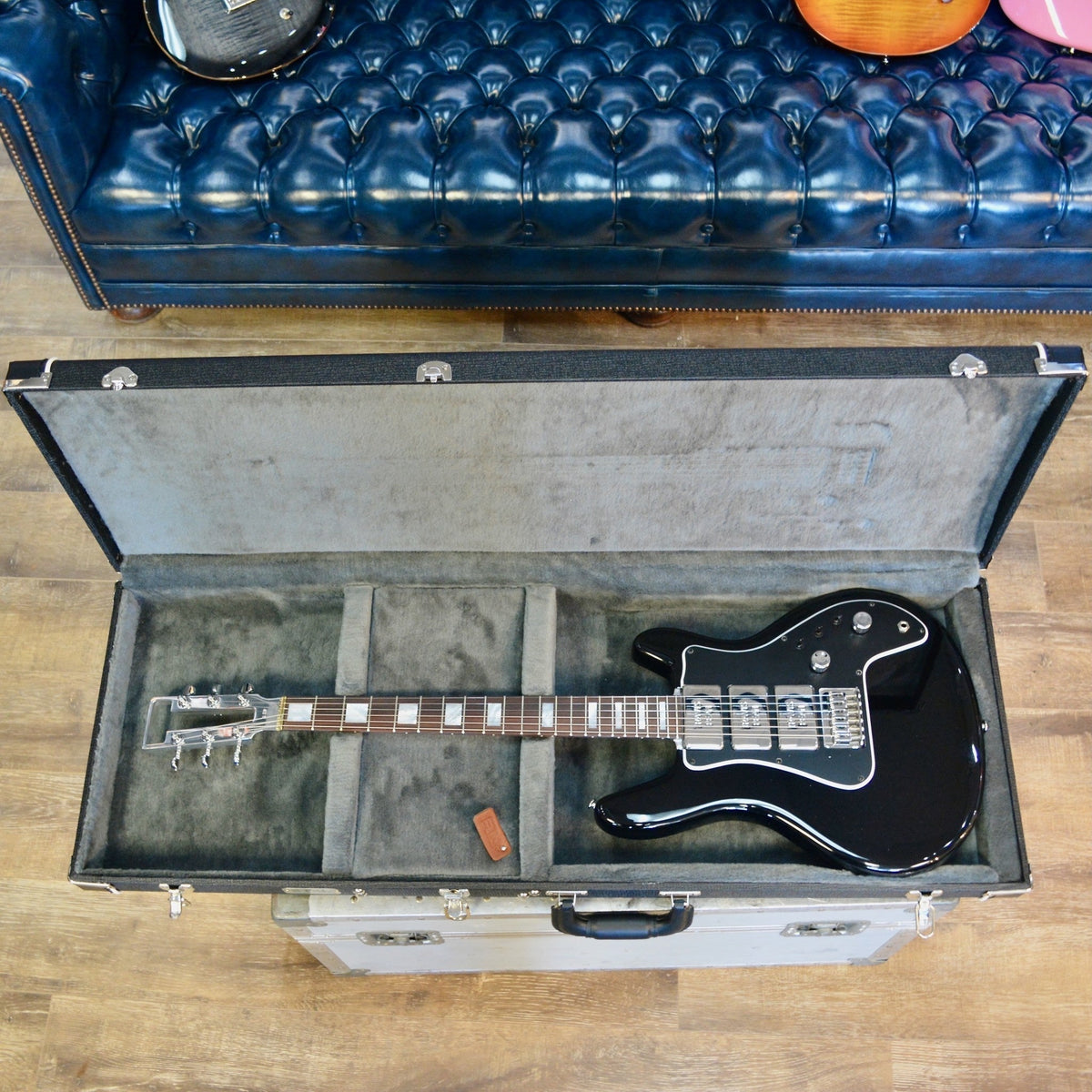 Travis Bean TB500 Gen 1 Black Imron