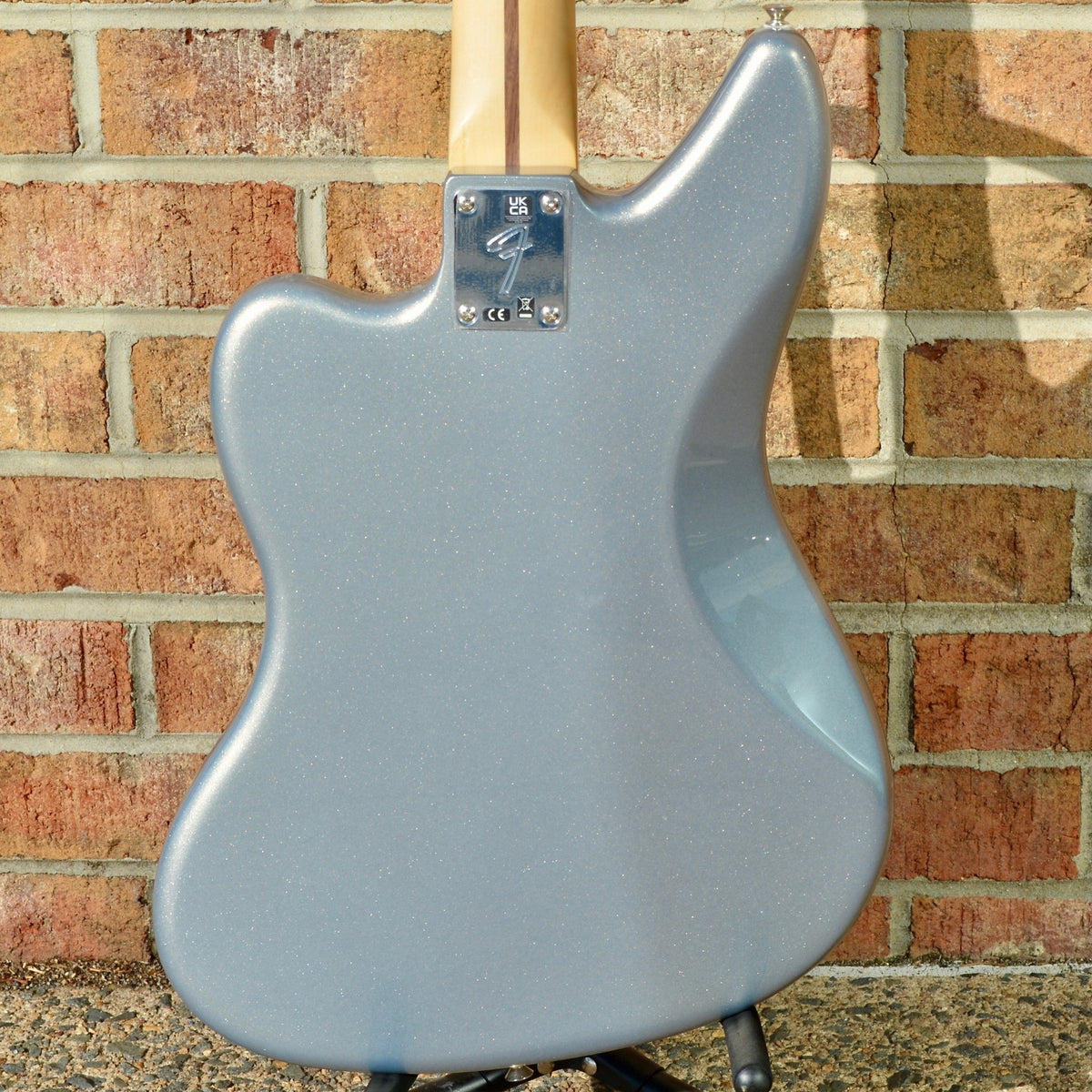 Fender Player Jaguar® Bass, Maple Fingerboard, Silver
