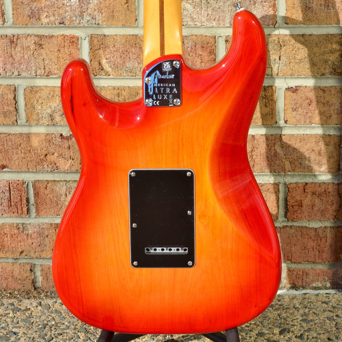 Fender American Ultra Luxe Stratocaster®, Maple Fingerboard, Plasma Red Burst
