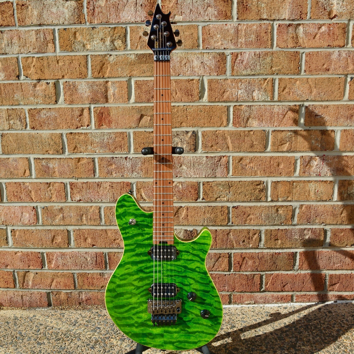 EVH Wolfgang® WG Standard QM, Baked Maple Fingerboard, Transparent Green