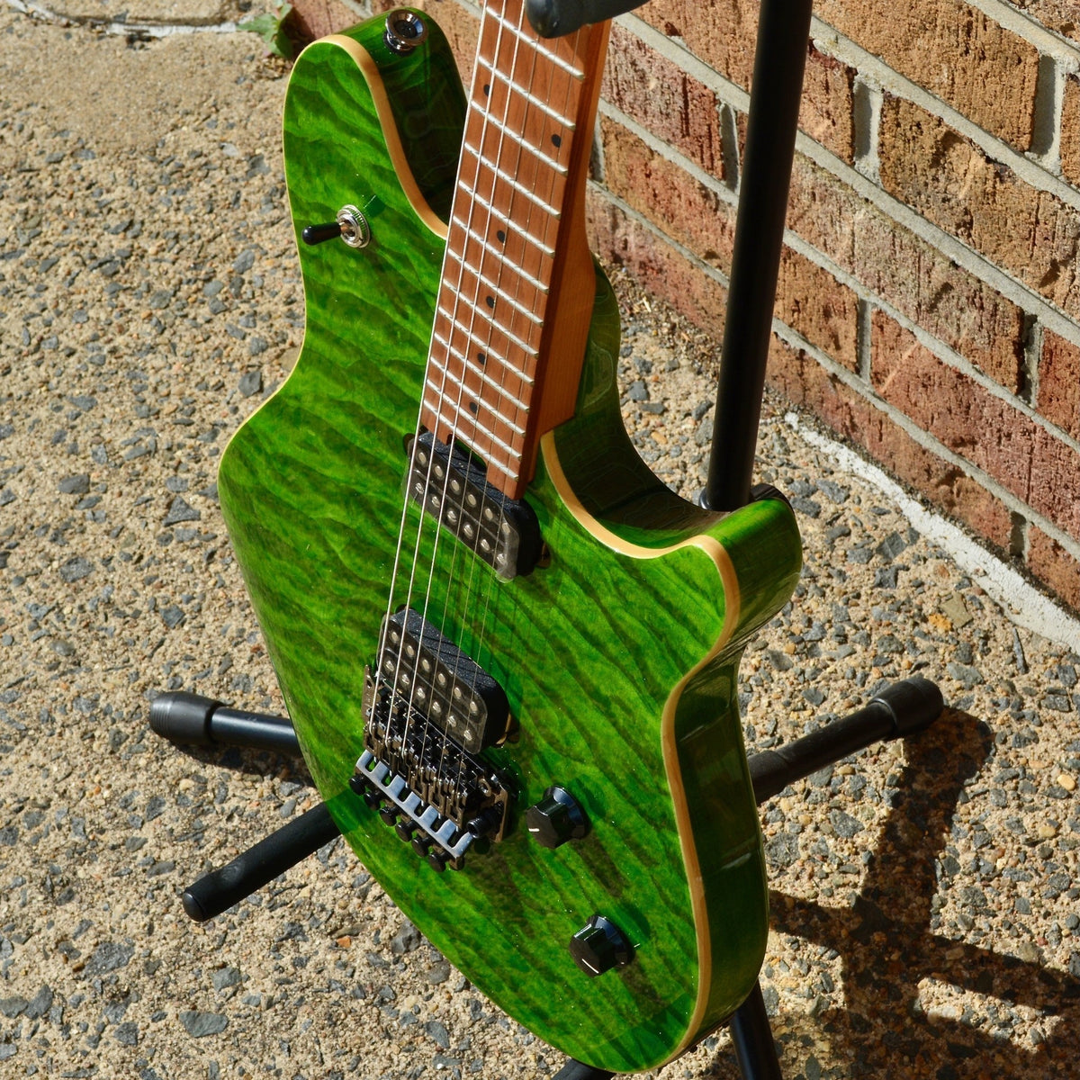 EVH Wolfgang® WG Standard QM, Baked Maple Fingerboard, Transparent Green