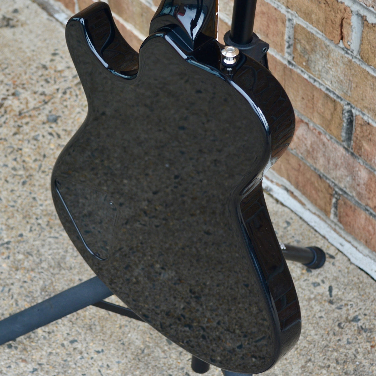 Knaggs Kenai "J" Black