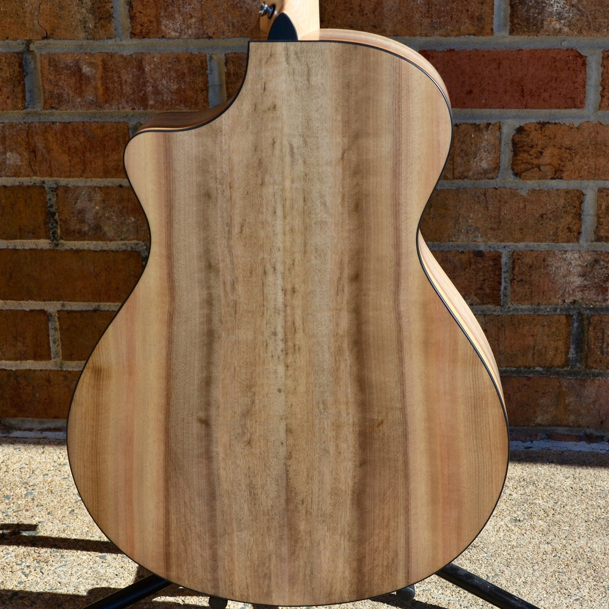 Breedlove Oregon Concerto CE Myrtlewood/Myrtlewood