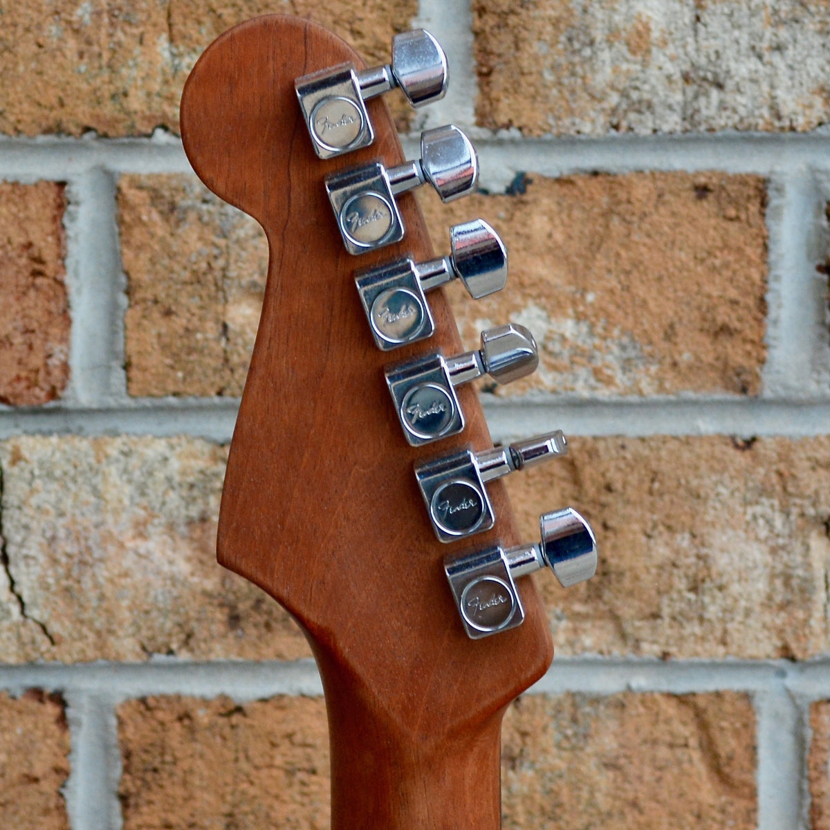 Fender American Acoustasonic® Strat®, Ebony Fingerboard, 3-Color Sunburst