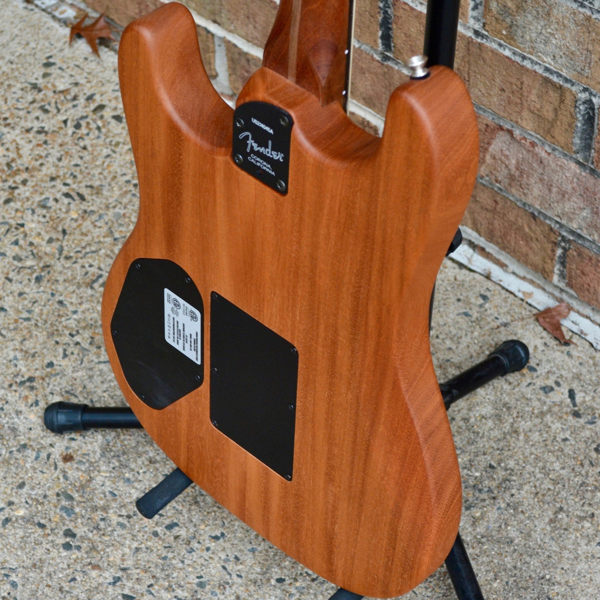 Fender American Acoustasonic® Strat®, Ebony Fingerboard, 3-Color Sunburst