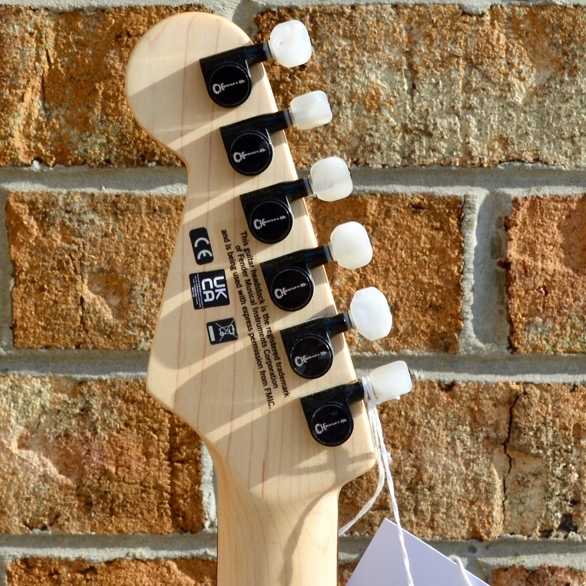 Charvel Jake E Lee Signature Pro-Mod So-Cal Style 1 HSS HT RW, Rosewood Fingerboard, Pearl White
