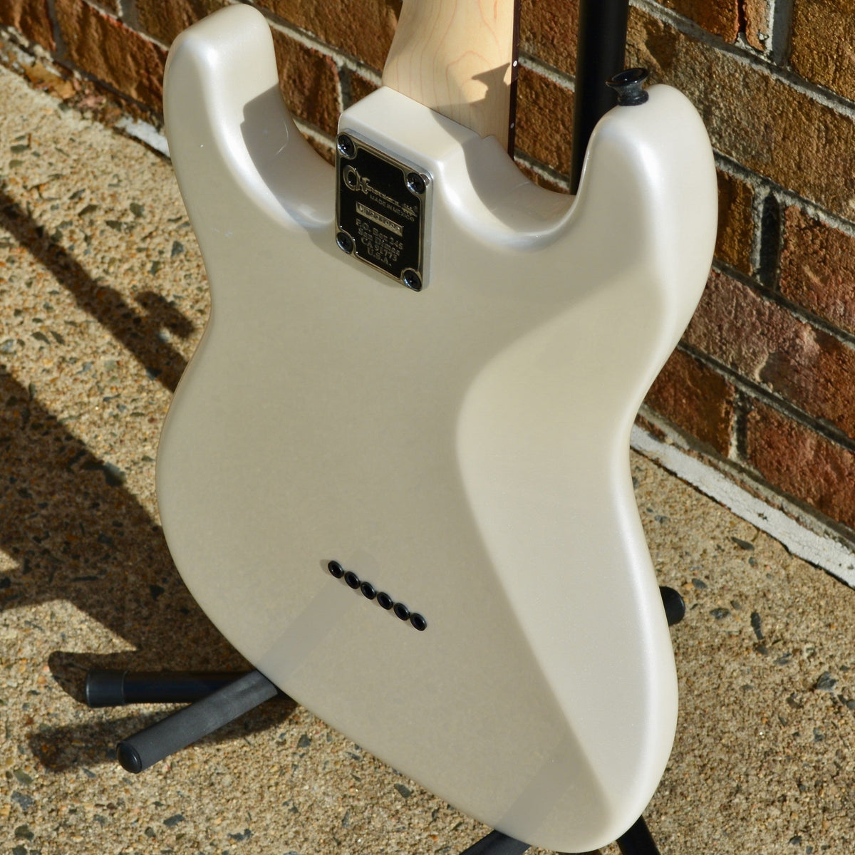 Charvel Jake E Lee Signature Pro-Mod So-Cal Style 1 HSS HT RW, Rosewood Fingerboard, Pearl White