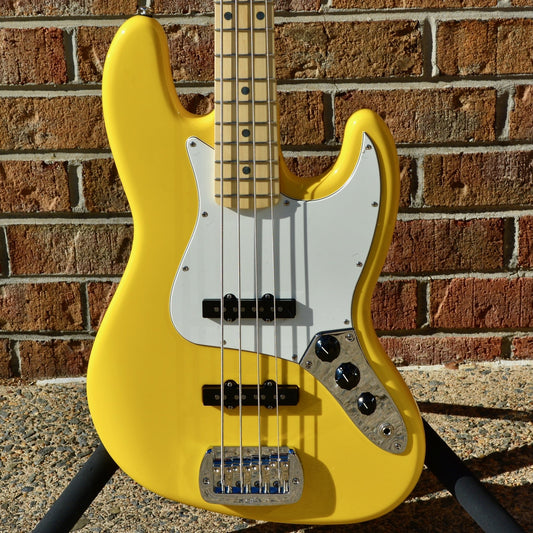 G&L JB Yellow Bass