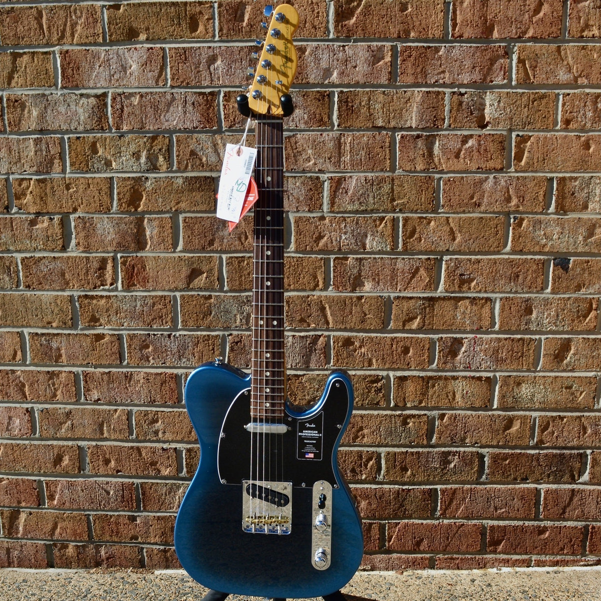 Fender American Professional II Telecaster®, Rosewood Fingerboard, Dark Night