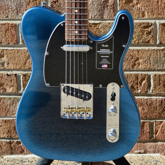 Fender American Professional II Telecaster®, Rosewood Fingerboard, Dark Night
