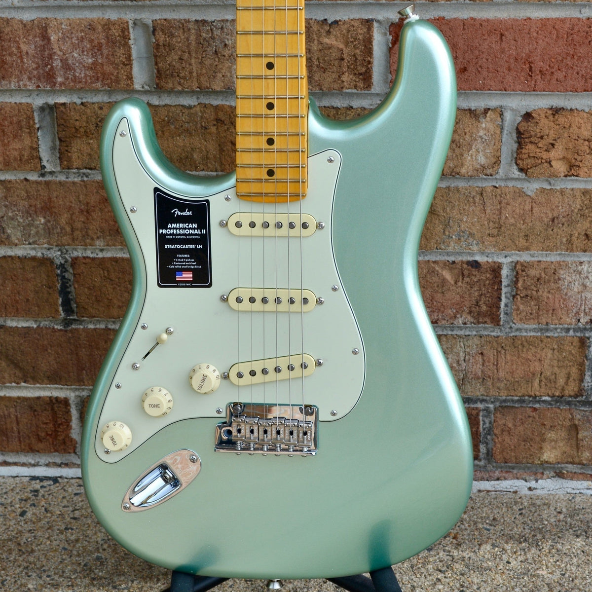 Fender  American Professional II Stratocaster® Left-Hand, Maple Fingerboard, Mystic Surf Green