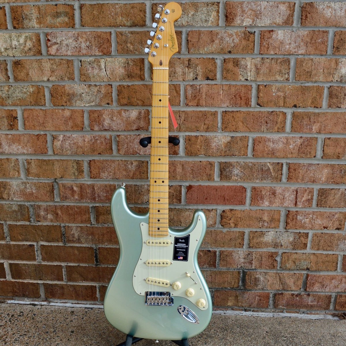 Fender American Professional II Stratocaster®, Maple Fingerboard, Mystic Surf Green