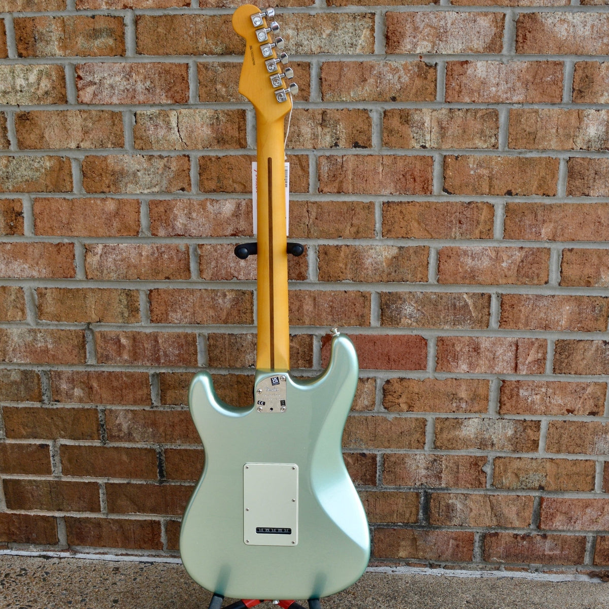 Fender American Professional II Stratocaster®, Maple Fingerboard, Mystic Surf Green