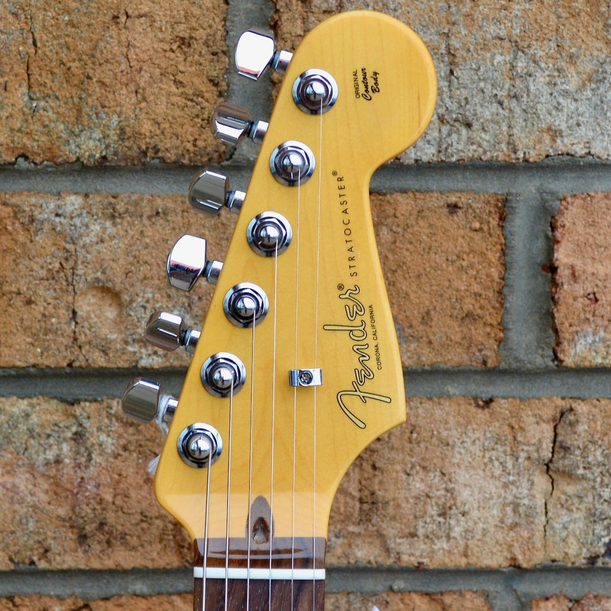 Fender American Professional II Stratocaster®, Rosewood Fingerboard, Roasted Pine
