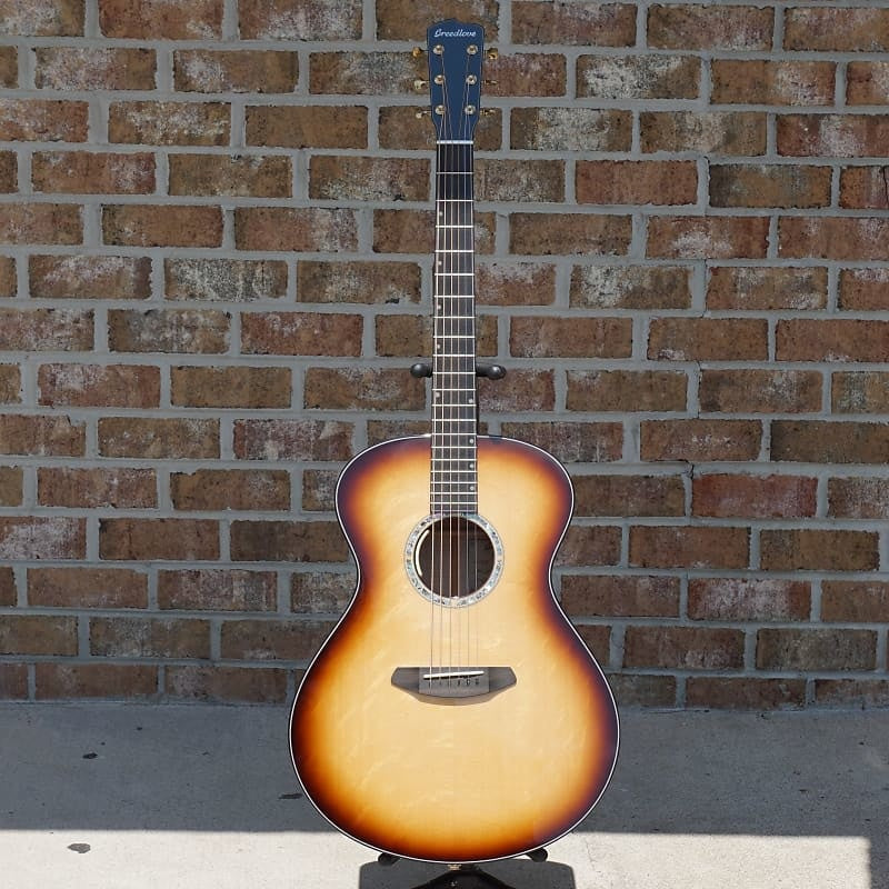 Breedlove Masterclass Custom Concerto – Bearclaw Sitka Spruce - Maple 2018 Whiskey Burst